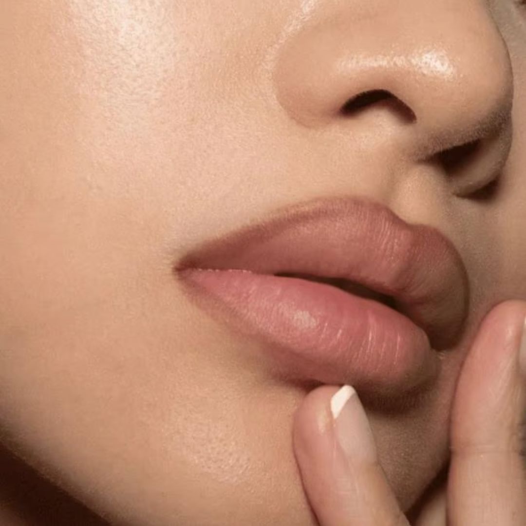 Lip Liner Stain